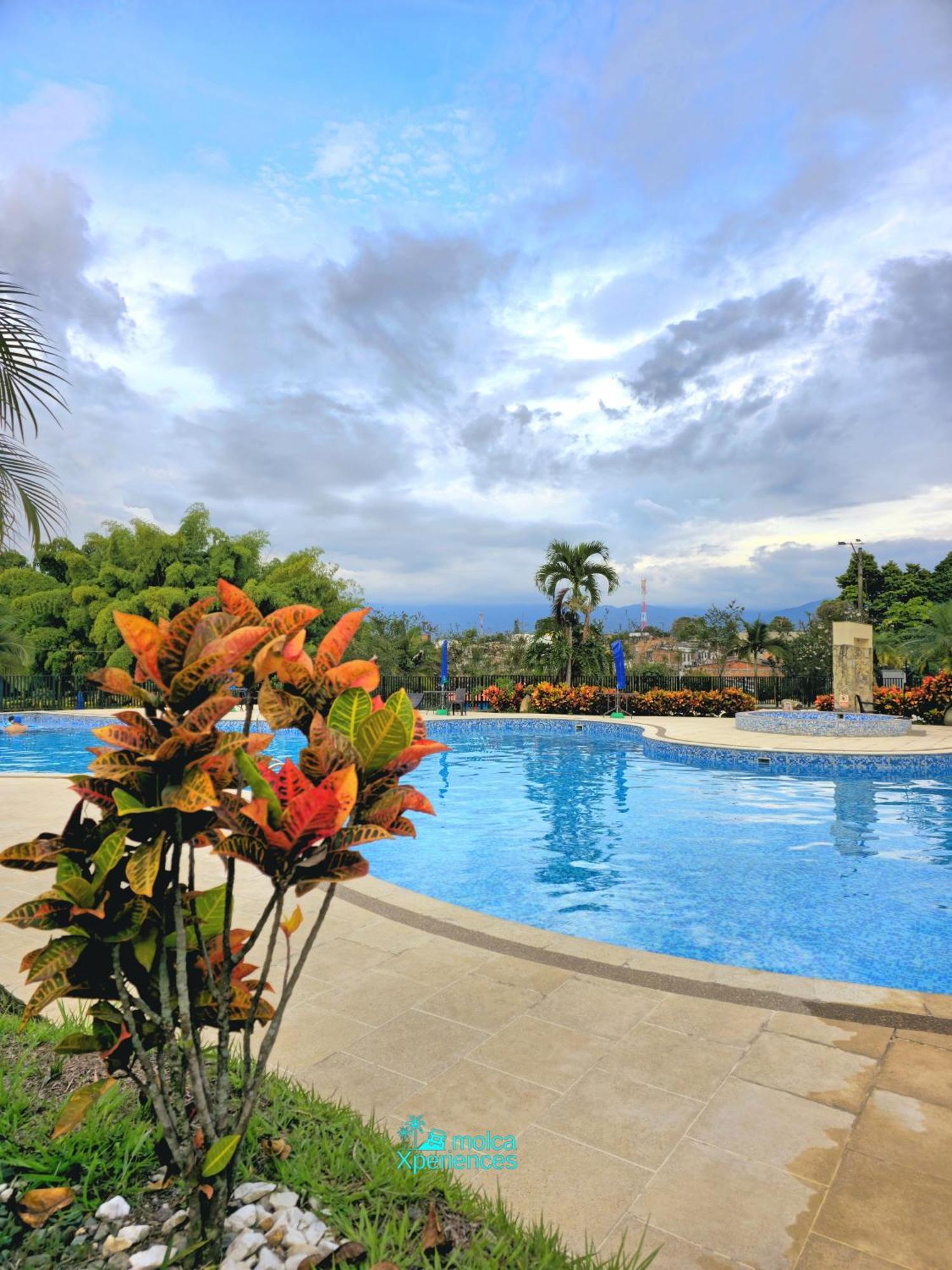 Apartamento Privado Vacacional A 5M Del Aeropuerto, 20 Minutos Del Parque Del Cafe Y Centro De Armenia Con 4 Piscinas, 3 Jacuzzi, Sauna By Molca Xperiences 2H Extérieur photo