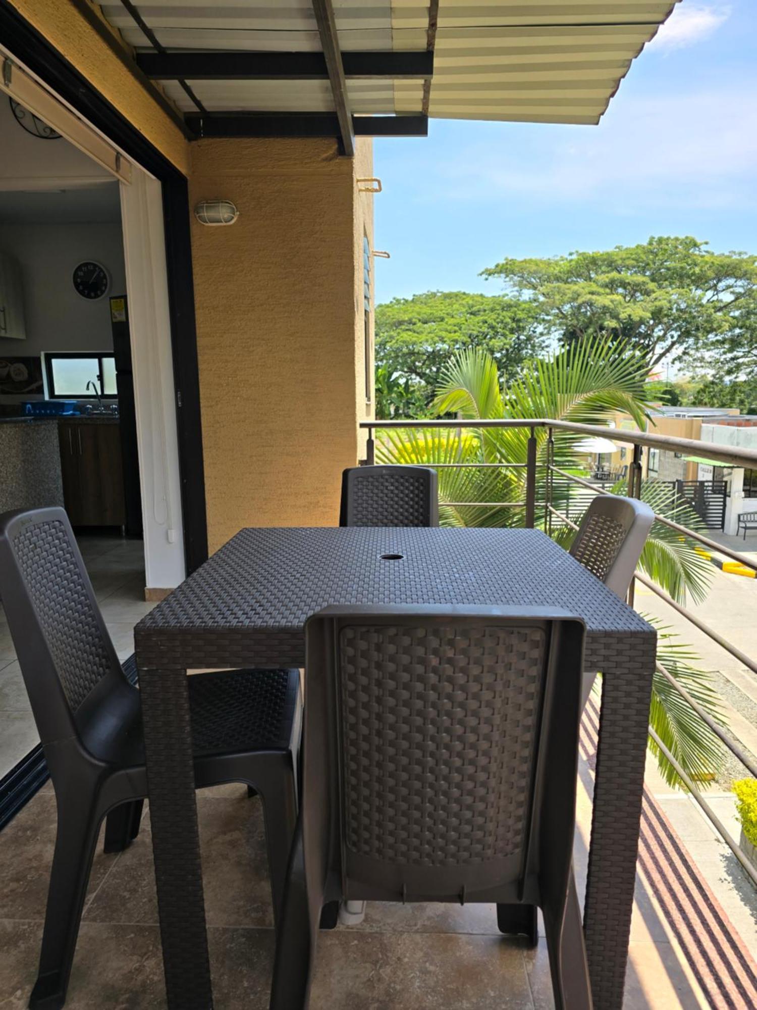 Apartamento Privado Vacacional A 5M Del Aeropuerto, 20 Minutos Del Parque Del Cafe Y Centro De Armenia Con 4 Piscinas, 3 Jacuzzi, Sauna By Molca Xperiences 2H Extérieur photo